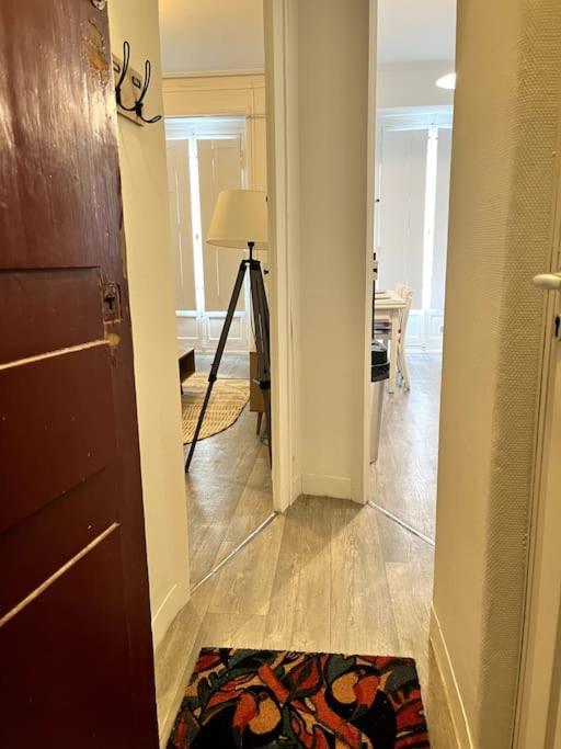 Studio Duquesne 1/2 Pers Нант Екстериор снимка
