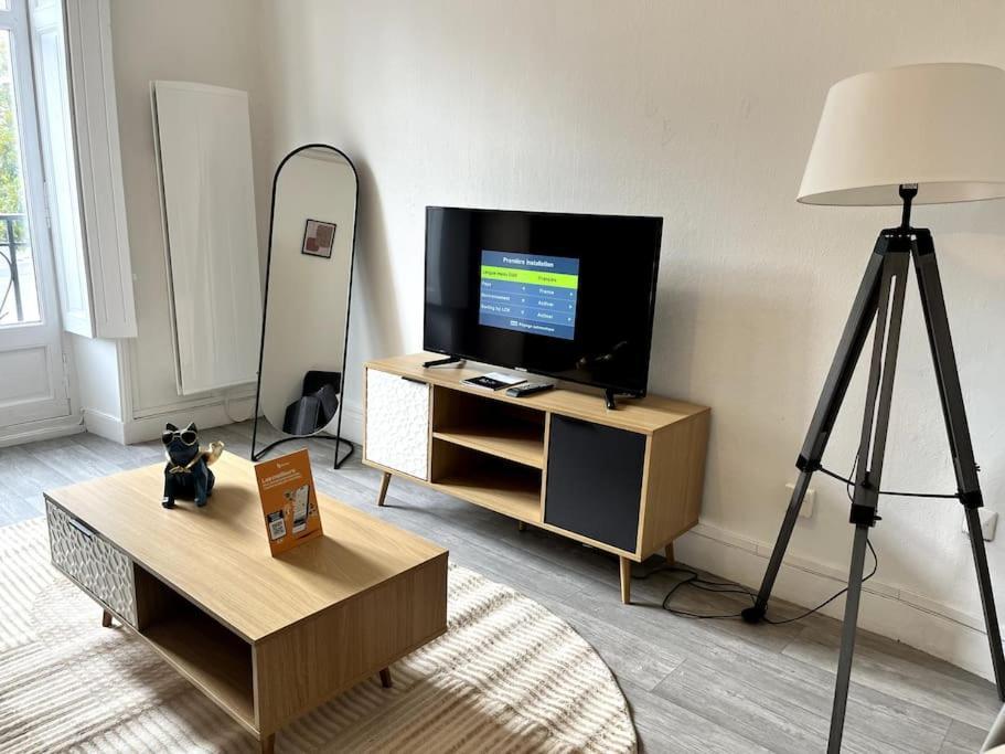 Studio Duquesne 1/2 Pers Нант Екстериор снимка